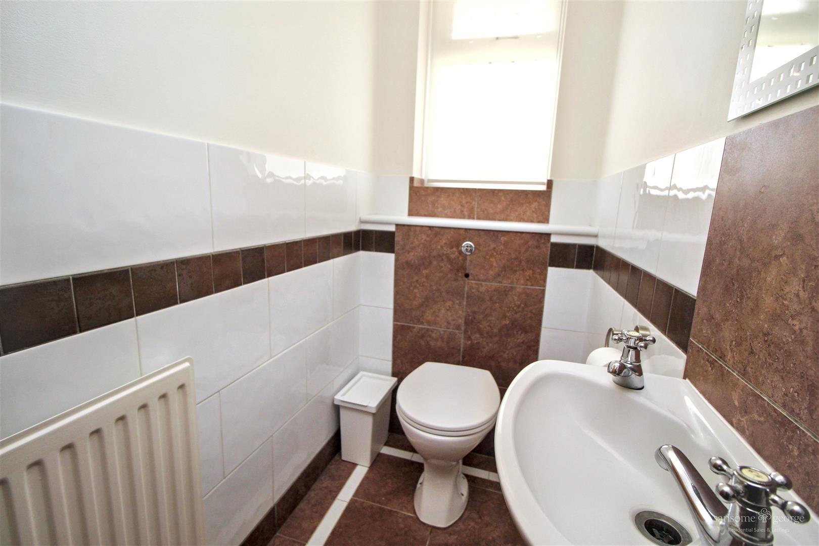 Long Lane, Tilehurst, Reading